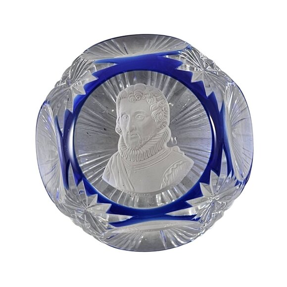 Cristal d’Albret 1967 Christopher Columbus Sulphide Paperweight Faceted Blue - Picture 1 of 8